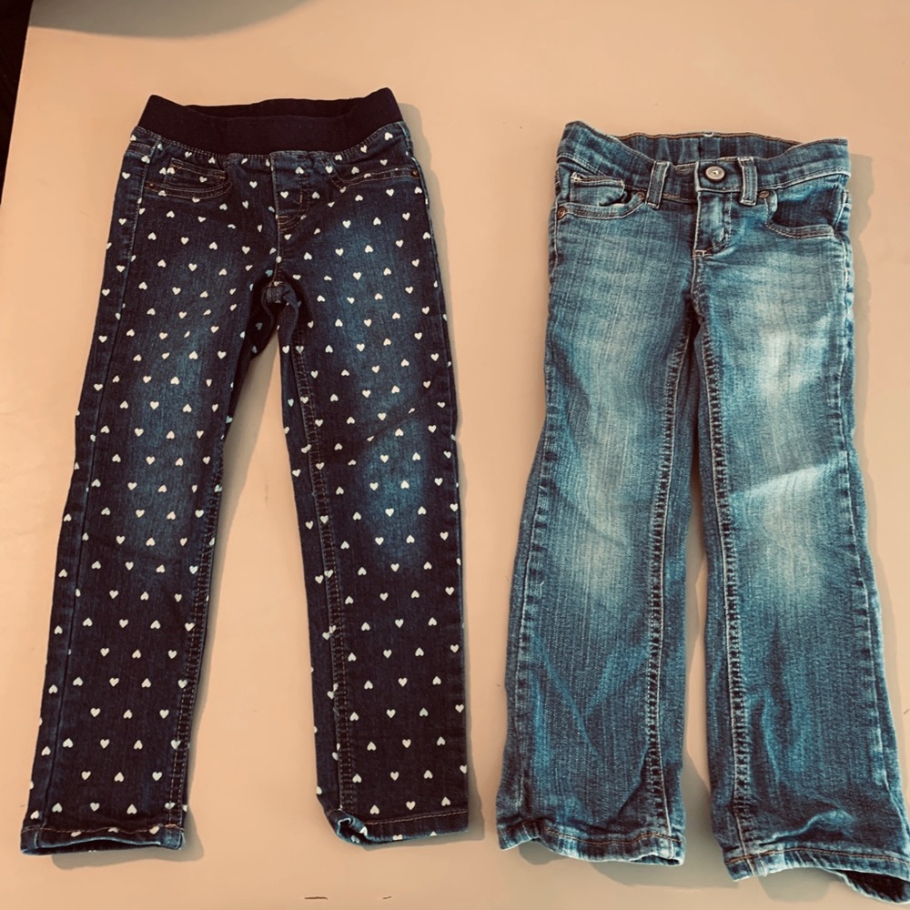 2 pairs of girl’s jeans